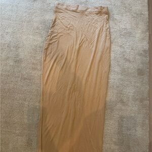 Maxi skirt